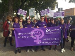 El Consejo Andaluz junto con el Consejo General se manifiestan en defensa de los derechos de la mujer